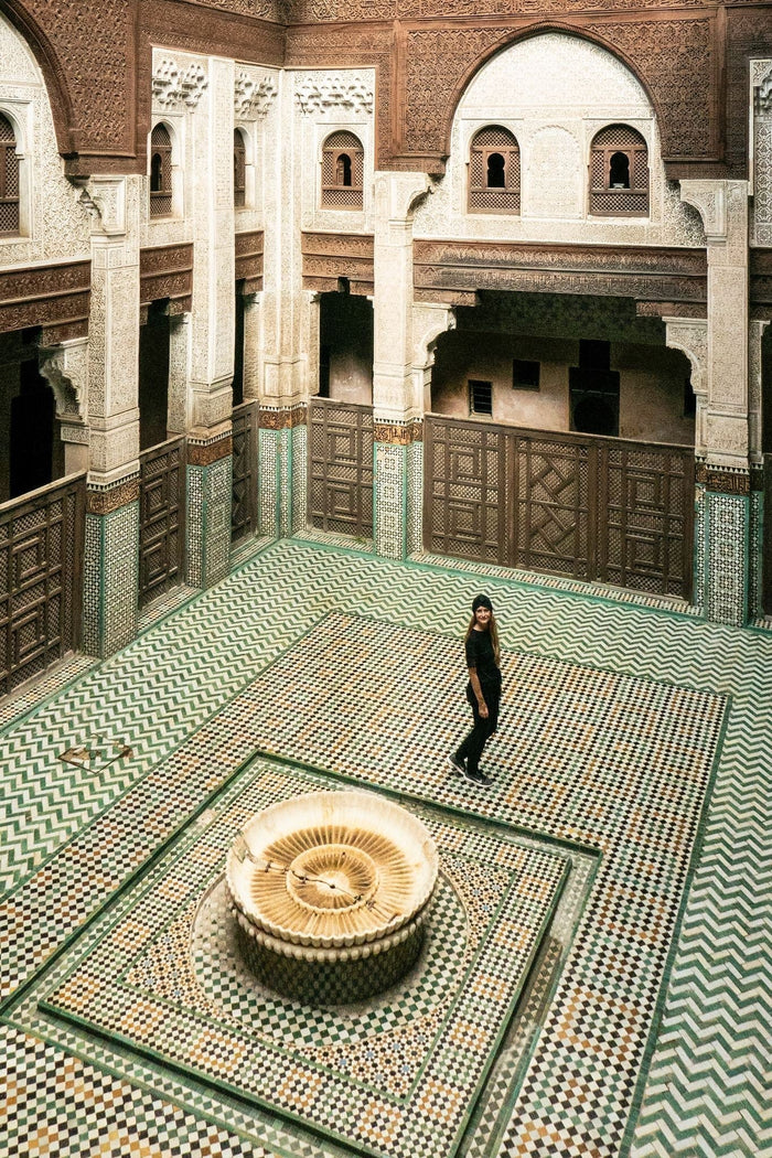 Un voyage à travers la Meknès impériale : l'art de la broderie et du damasquinage