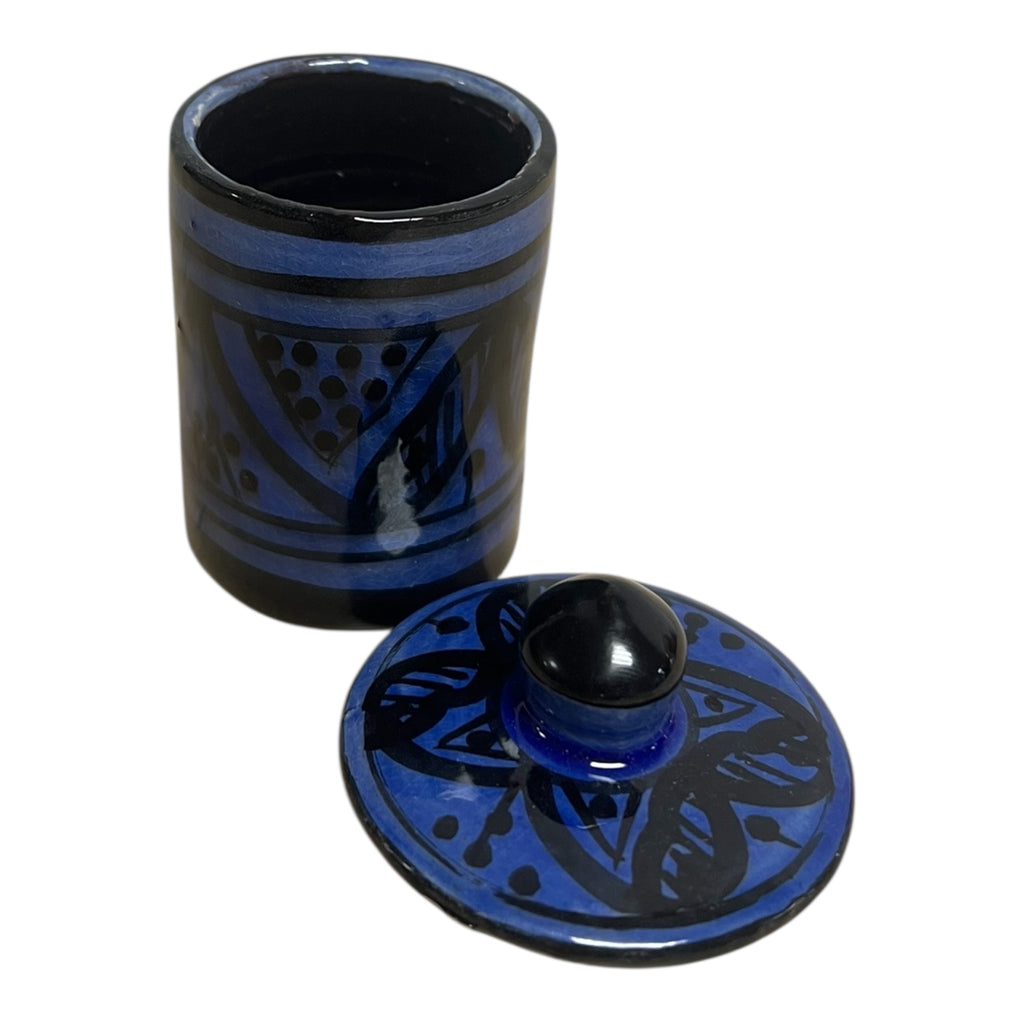 traditional-terracotta-moroccan-spice-container-dark-blue-geometric-pattern
