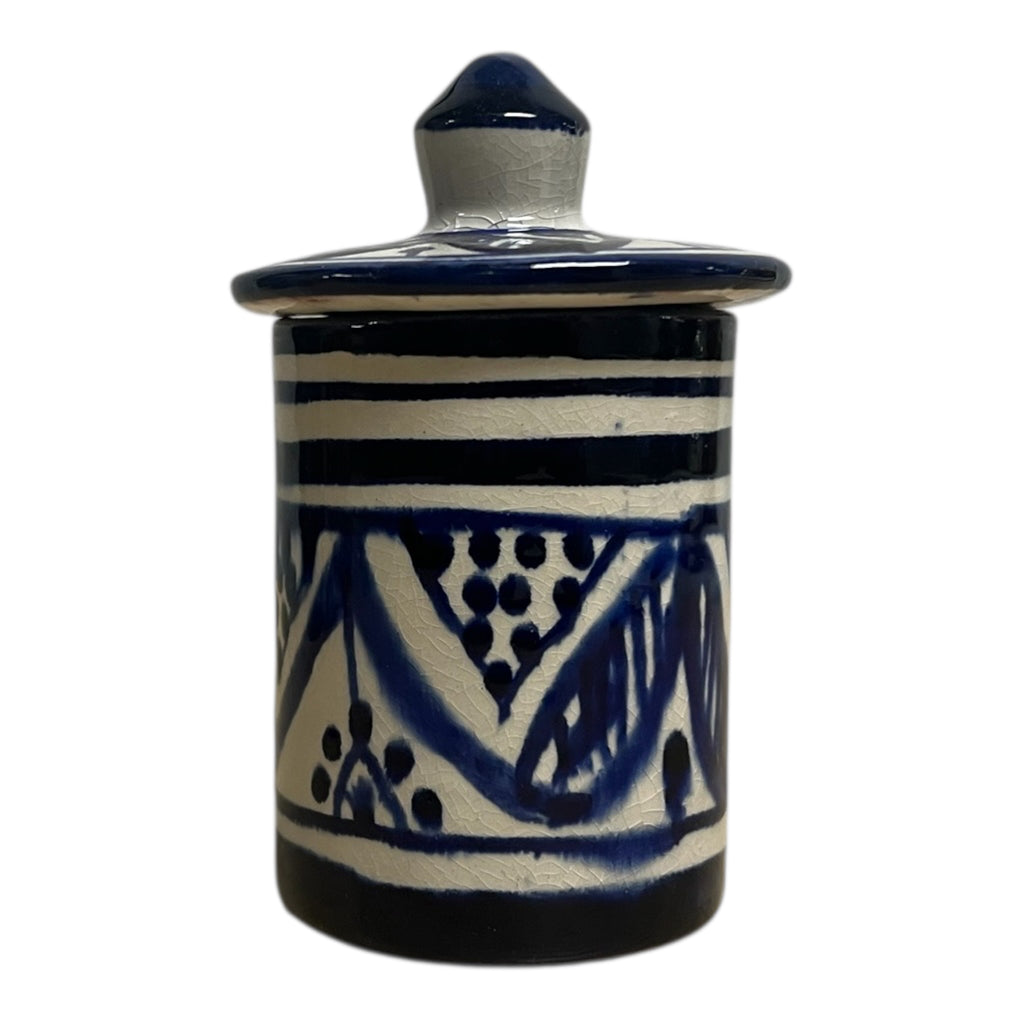 traditional-terracotta-moroccan-spice-container-white-navy-pattern