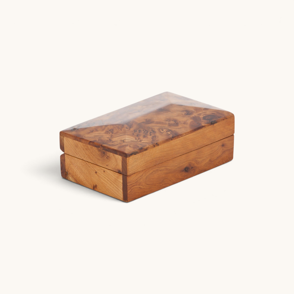 A simply elegant rectangular thuya wood jewelry box by TUYYA, displaying the captivating grain of thuya root's wood.
