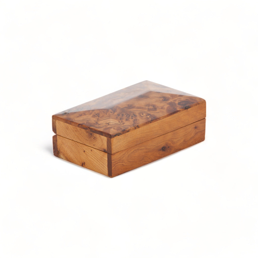 A simply elegant rectangular thuya wood jewelry box by TUYYA, displaying the captivating grain of thuya root's wood.