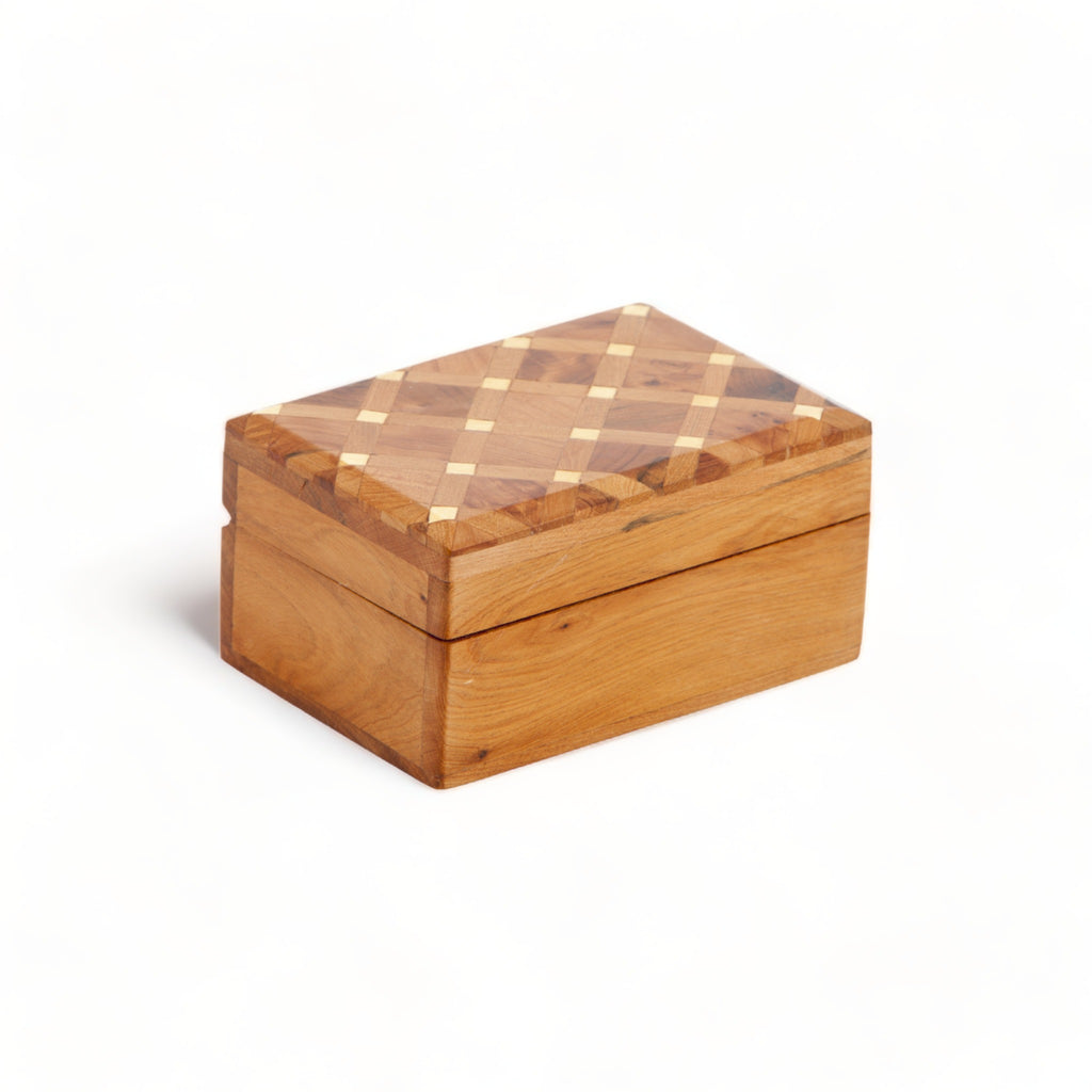 Premium Thuya Woodbox, rectangular and elegantly designed with a beautiful lemon wood lattice inlay on top, handcrafted by skilled Moroccan artisans, brought to you by TUYYA.
