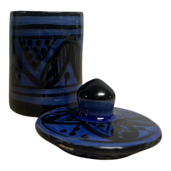 traditional-terracotta-moroccan-spice-container-dark-blue-geometric-pattern