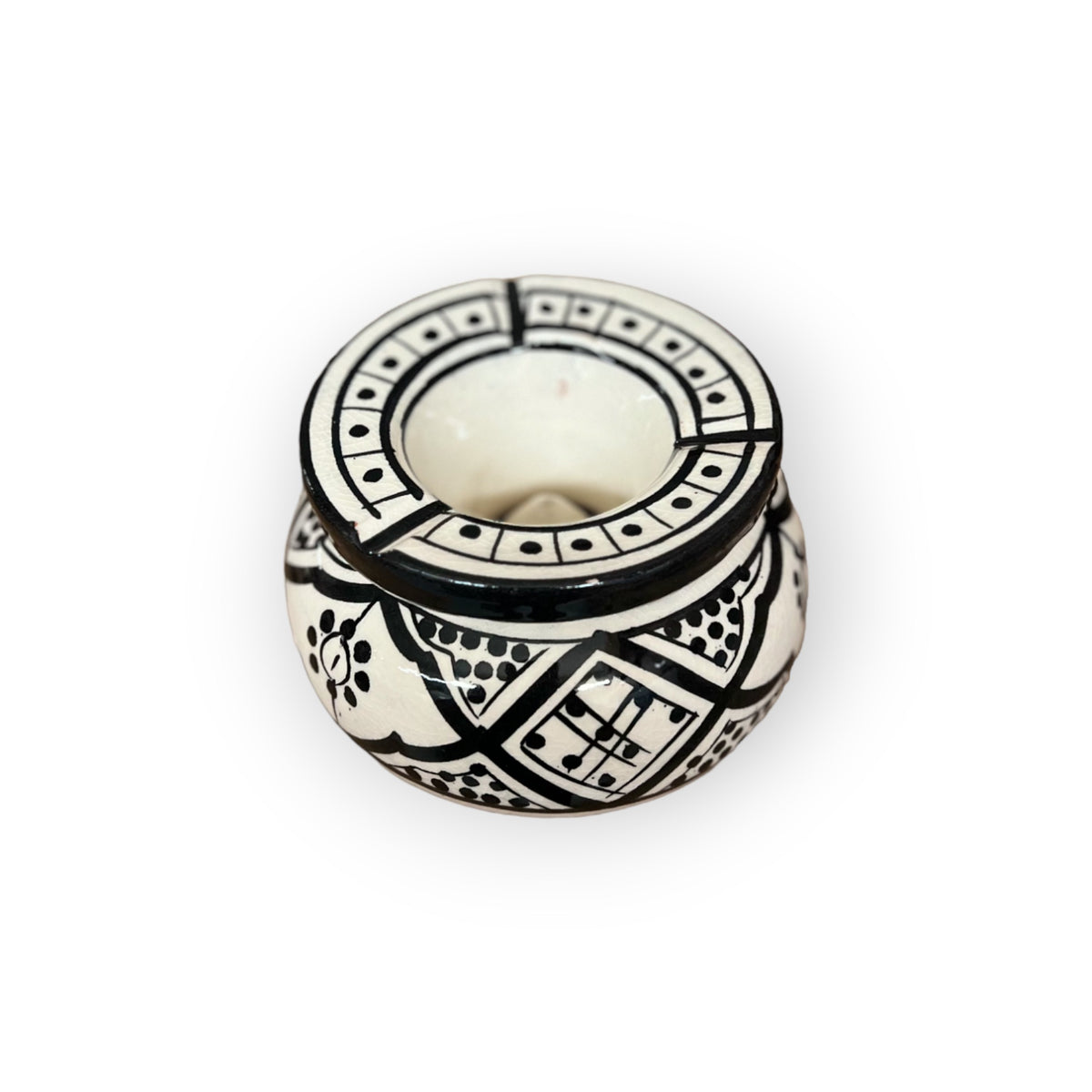tuyya-decoration-accessories-ashtray-big-black-elevation