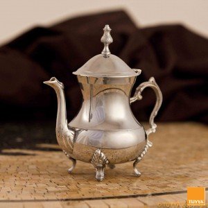 TUYYA stainless steel Moroccan teapot, size 8, polished finish for traditional tea service