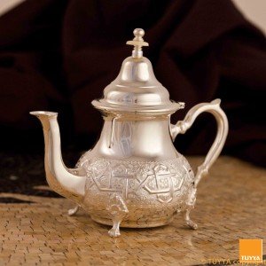 TUYYA silver-plated large Moroccan teapot with Arabesque pattern and ornate legs, Tradition style