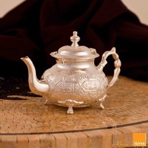 TUYYA silver-plated large Supreme Boule Moroccan teapot with Arabesque pattern and ornate legs