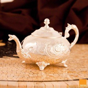 TUYYA silver-plated Manchester Moroccan teapot with floral pattern and ornate legs, large size