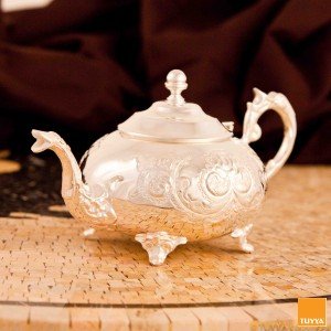 TEAPOT MANCHESTER FLORAL SILVERPLATED L LEGS