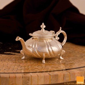 TUYYA silver-plated Manchester Vague Moroccan teapot with wave pattern